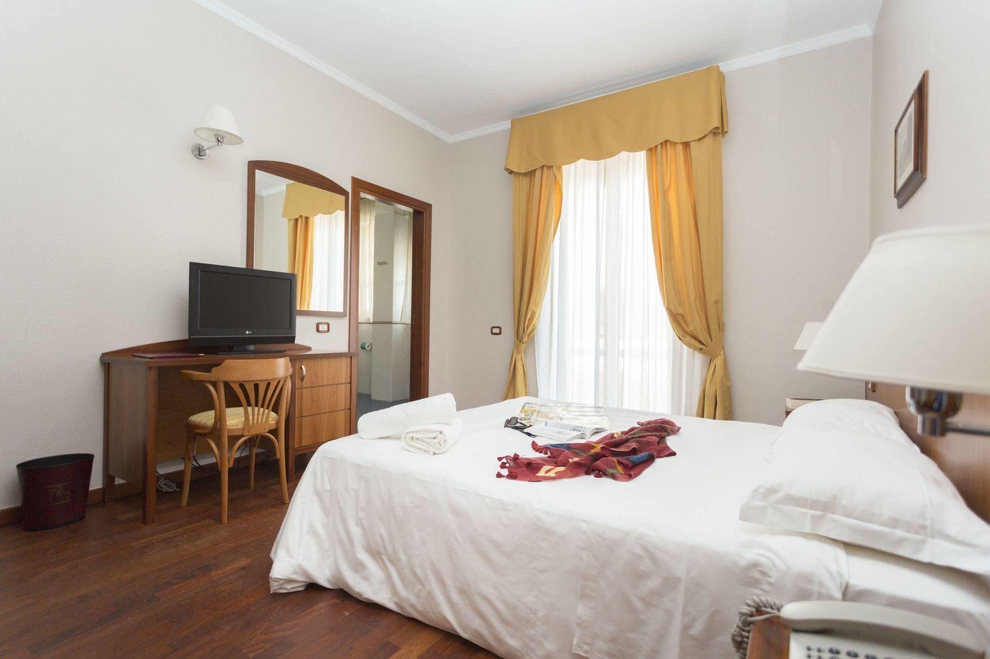 Hotel Cavaliere Noci Exterior photo