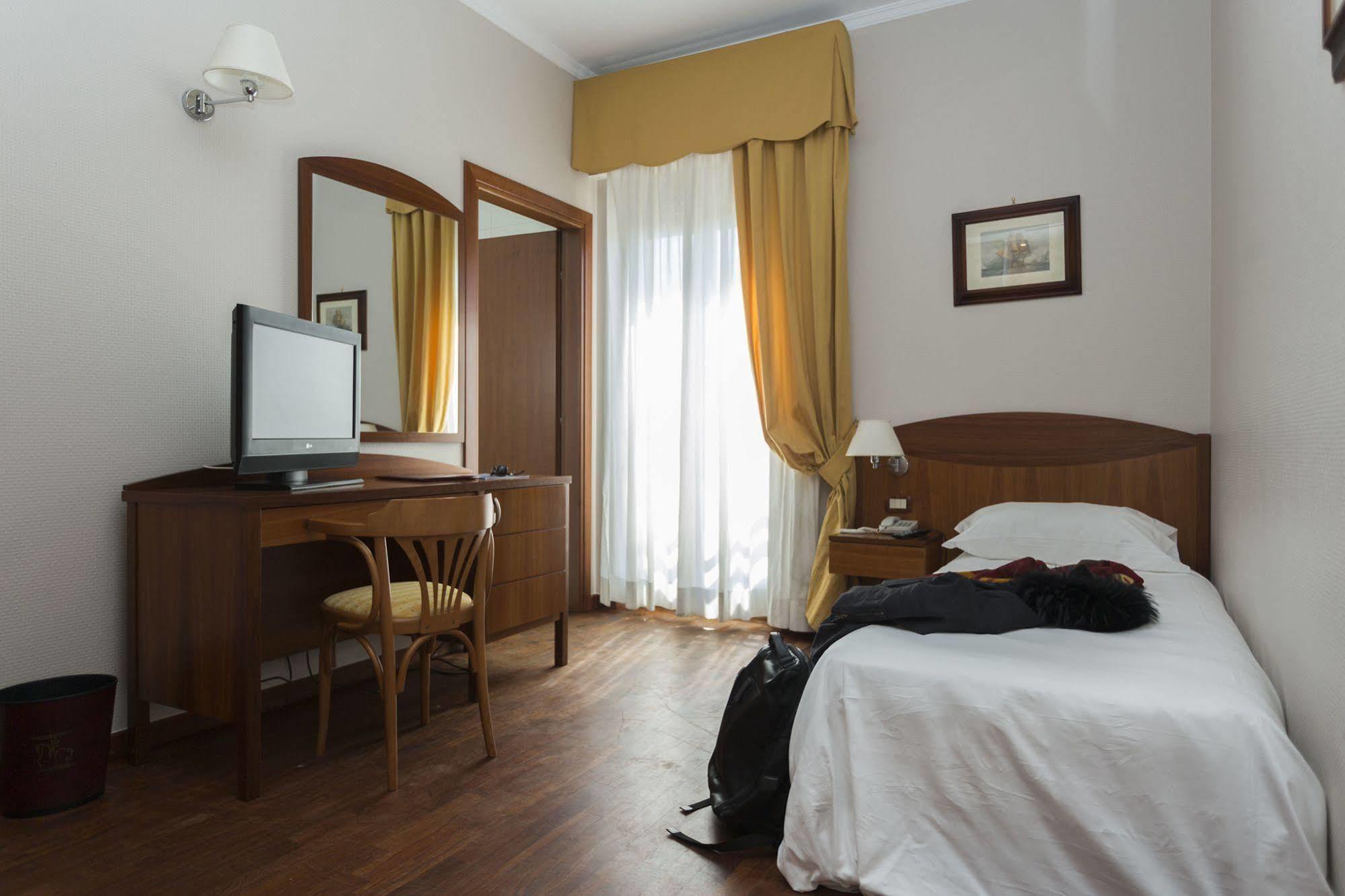 Hotel Cavaliere Noci Exterior photo
